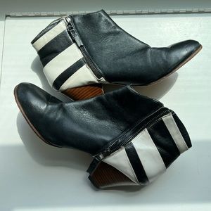 Matt Bernson Shoes | Black and White Classic Booties